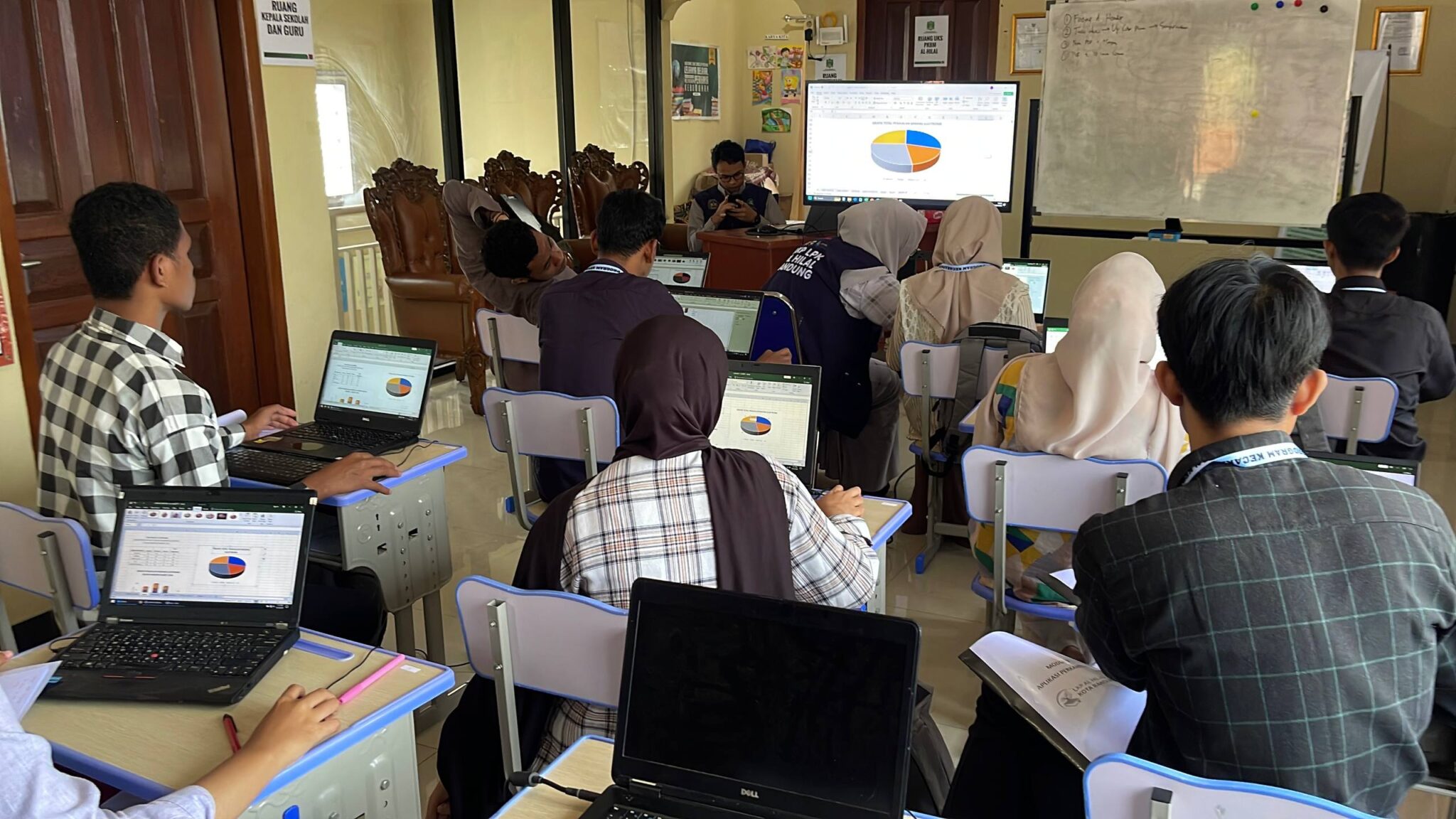 Pelatihan Microsoft Excel